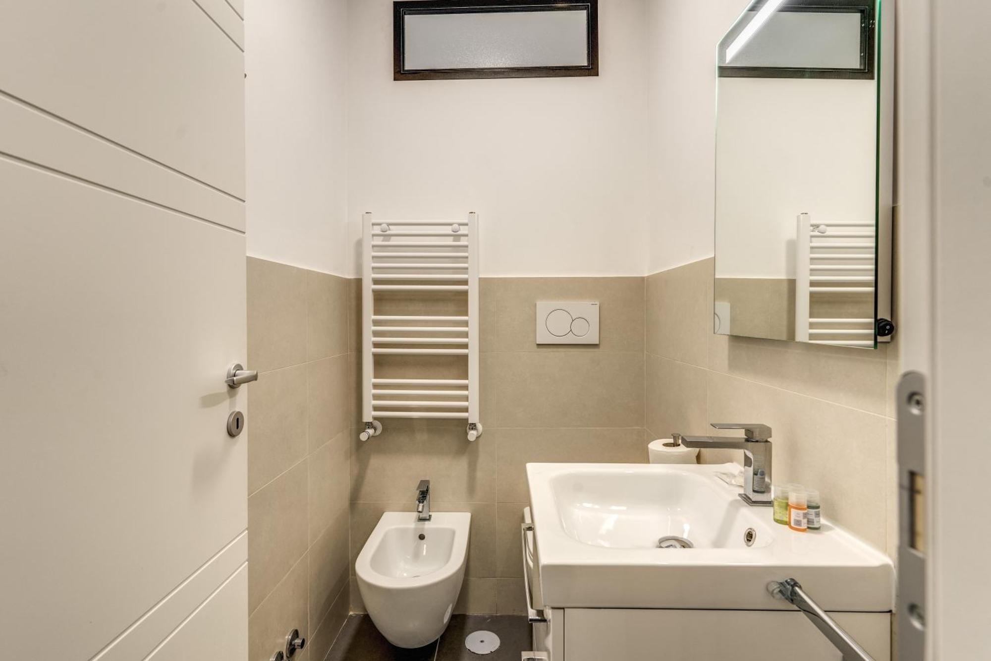 New Flat Near Termini Station Roma